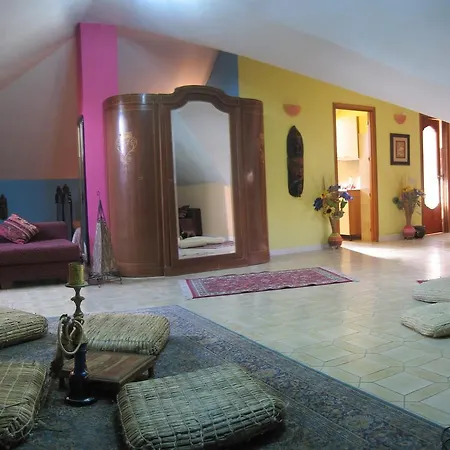 Athena Garden Bed & Breakfast *